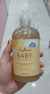 Sữa tắm gội Shea Moisture chiết xuất hoa cúc 384ml (Chai)